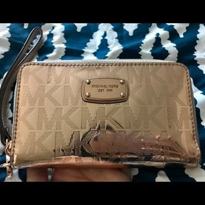Michael Kors Metallic RoseGold Phone Case Wristlet